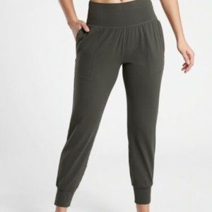 NWT Women's Athleta Salutation Jogger - Medium Tall, Black Olive